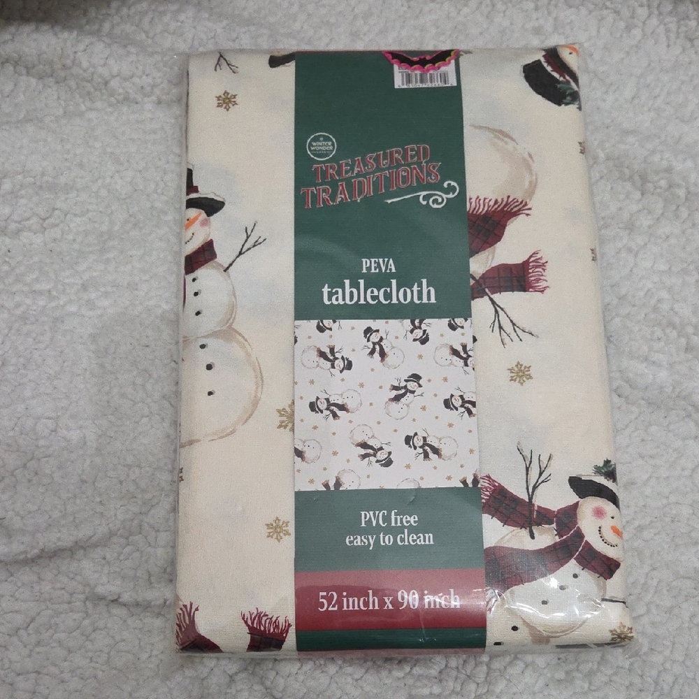 Treasured Traditions Snowman Tablecloth Size 52×90 Inch